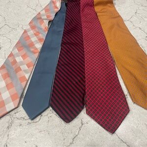 Bundle of 5 ties